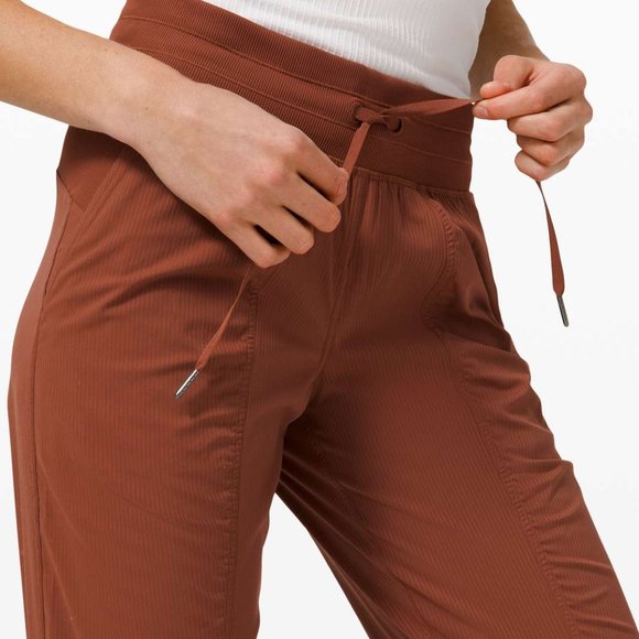 NWOT Lululemon Dance Studio Jogger - Picture 3 of 6